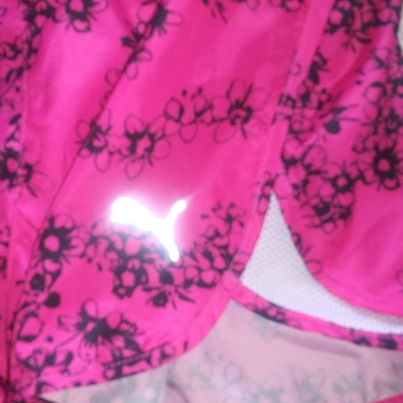 Puma Girl Athletic Short size US XL - Picture 6 of 6